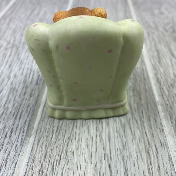 Vintage 1986 Enesco Lucy & Me "Grampa Bear Asleep in Chair" Porcelain figurine - Picture 4 of 7